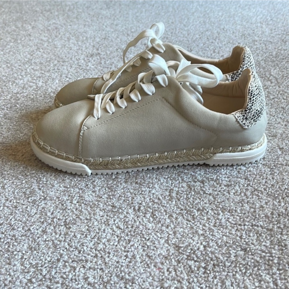 Lucia sneaker
